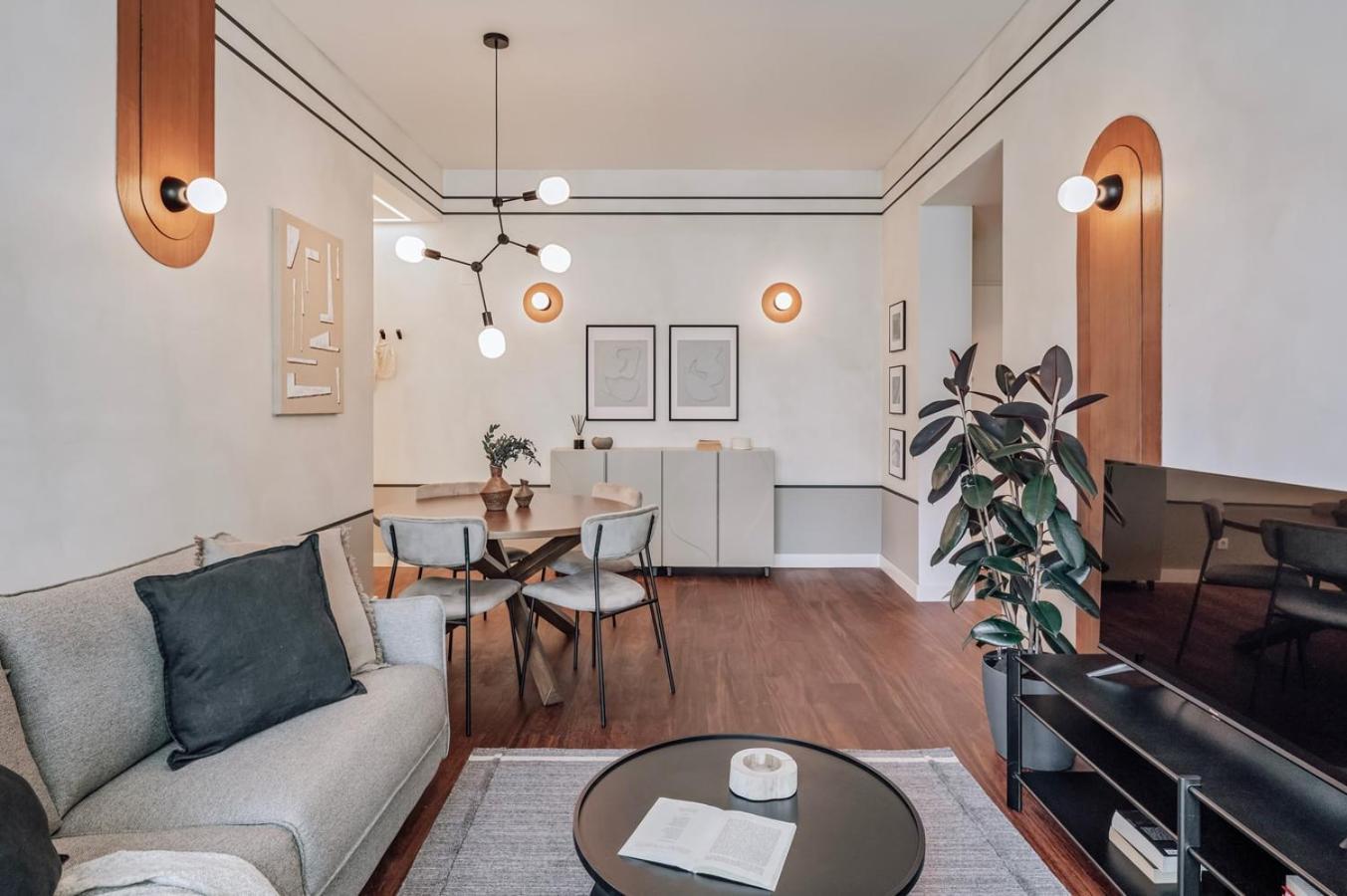 Rosales - 1 Bedroom And Balcony In Santo Antonio Lisbon